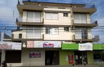 Apartamento para locação amplo, próximo a escolas farmácias e paradas de ônibus