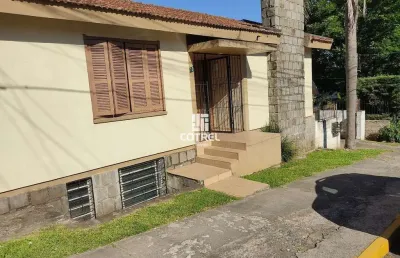 Casa 4 dormitórios sendo 1 suíte e 3 vagas de garagem no bairro nossa senhora de