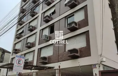 Apartamento central 3 dormitórios e 2 banheiros localizado na cidade de santa ma