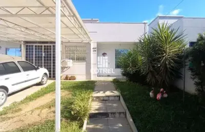 Casa 2 dormitórios e 2 vagas de garagem no bairro nossa senhora de lourdes local