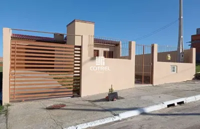 Casa 3 dormitórios sendo 1 suíte e 1 vaga de garagem no bairro pinheiro machado