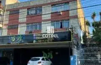 Apartamento com 01 dormitório, sala, 01 banheiro situado na rua venâncio aires n