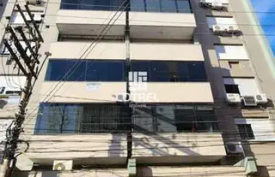 Apartamento com 2 dormitórios, sala, 2 banheiros, 1 vaga de garagem situado na r