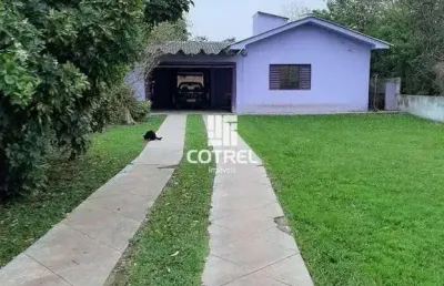 Casa para venda com 3 dormitórios, 3 banheiros, pátio privativo situada na rua l