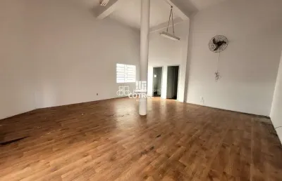 Sala comercial para locação situada no bairro centro na cidade de santa maria/rs