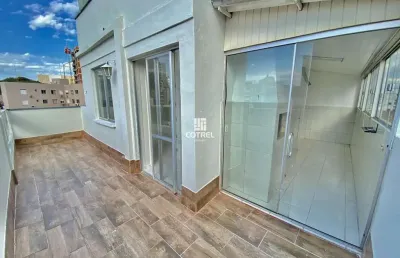 Cobertura para locação e venda com 3 dormitórios 1 sendo suíte, sala com lareira