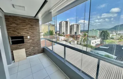 Cobertura duplex semimobiliada para locação 2 dormitórios sendo suíte situada no