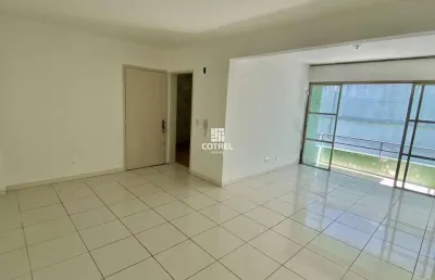 Apartamento para locação 2 dormitórios. sacada situado no bairro centro na cidad