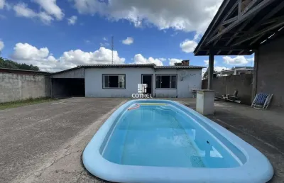 Casa para venda 2 dormitórios, piscina situada no parque serrano i no município