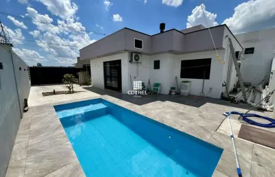 Casa para venda semimobiliada 3 dormitórios sendo suíte, piscina no residencial