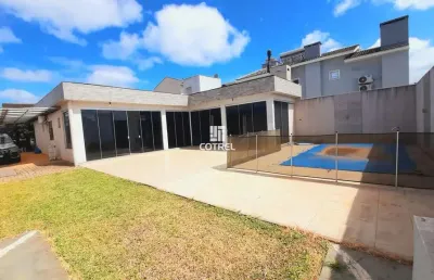 Casa com piscina para venda situada no bairro camobi em santa maria/rs