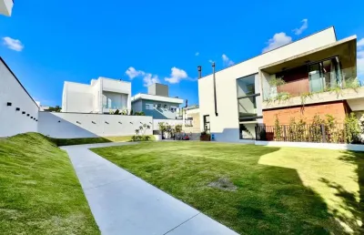 Casa para venda com 3 dormitórios sendo 1 suíte, piscina no condomínio real park