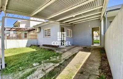 Casa para venda e locação 2 dormitórios, 1 vaga de garagem situada no bairro nos