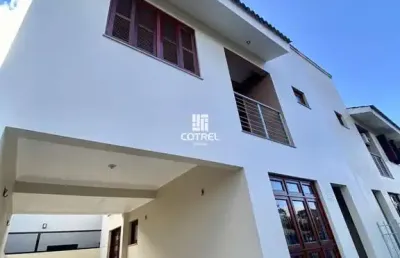 Casa para locação 3 dormitórios sendo 1 suíte, 2 vagas de garagem, situada no ba