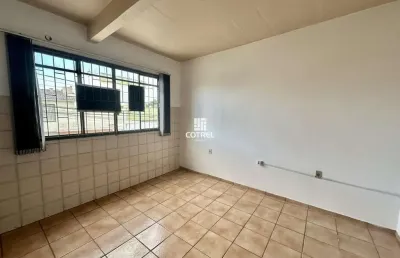 Sala comercial para locação com 1 banheiro, situada no bairro camobi, na cidade