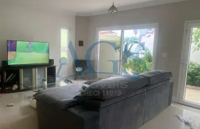 Casa com 3 quartos para alugar na Rua Geraldo Correia, 60 - FUNDO, Vila Carrão, São Paulo
