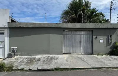 Casa com 3 quartos à venda na Rua Barão de Jaceguaí, Flores, Manaus