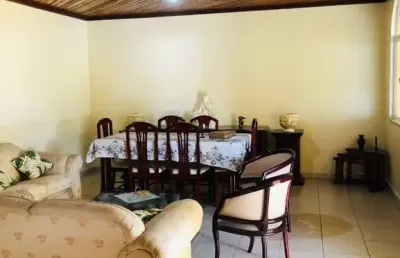 Casa com 3 quartos à venda na Rua Guadalajara, Planalto, Manaus