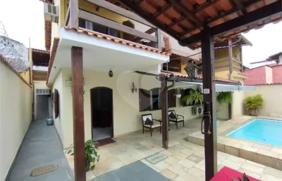 Casa com 4 quartos à venda na Hugo Gonçalves, Colubande, São Gonçalo