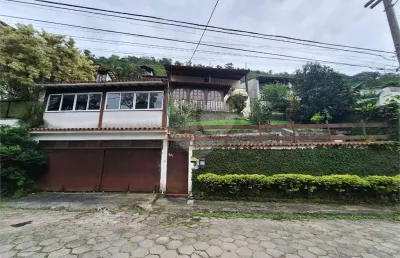 Casa com 3 quartos à venda na Rua Leila Diniz, São Francisco, Niterói