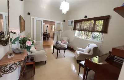 Casa com 4 quartos à venda na Goitacazes, São Francisco, Niterói