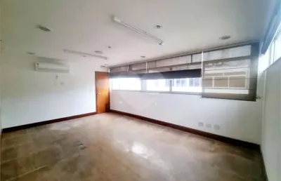 Sala comercial à venda na Rua Doutor Borman, Centro, Niterói
