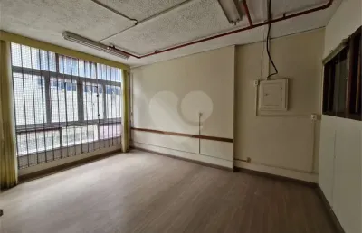Ponto comercial à venda na Avenida Ernani do Amaral Peixoto, Centro, Niterói