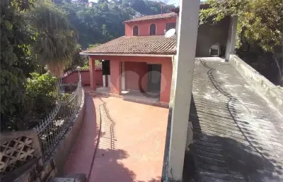 Casa com 5 quartos à venda na Jonatas Botelho, Santa Rosa, Niterói