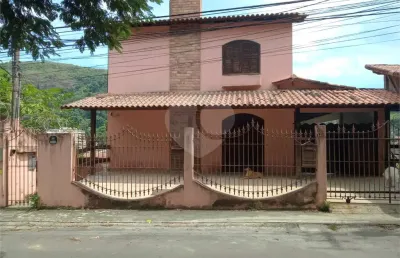 Casa com 8 quartos à venda na Rua Mário Joaquim Santana, São Francisco, Niterói