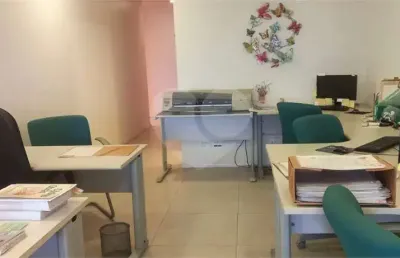Sala comercial à venda na Rua Doutor Celestino, Centro, Niterói