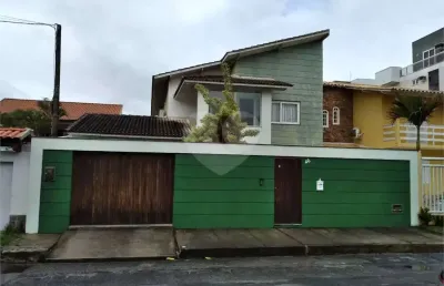 Casa com 4 quartos à venda na Rua Professor Manuel José Ferreira, Piratininga, Niterói
