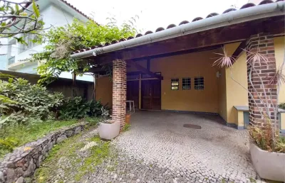 Casa com 4 quartos à venda na Goitacazes, São Francisco, Niterói