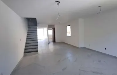 Casa com 4 quartos à venda na Doutor Públio Machado, Maravista, Niterói