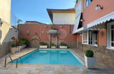 Casa com 5 quartos à venda na Rua Roberto Augusto Morgado, São Francisco, Niterói