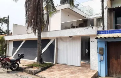 Casa com 7 quartos à venda na Vice-almirante Zetho Cardoso Caldas, Piratininga, Niterói