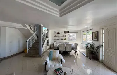 Casa com 4 quartos à venda na Estrada Velha de Maricá, Maria Paula, São Gonçalo