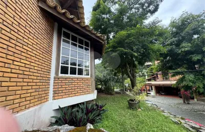 Condomínio com 3 quartos à venda em piratininga - rj