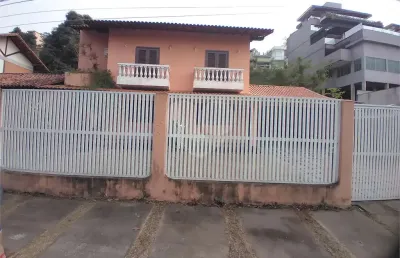 Casa com 4 quartos à venda na Rua Professor Carlos Nélson Ferreira dos Santos, Camboinhas, Niterói