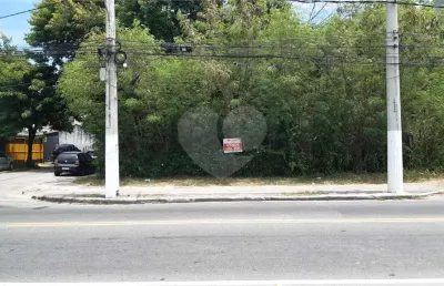 Terreno à venda na Avenida Central Ewerton Xavier, Serra Grande, Niterói