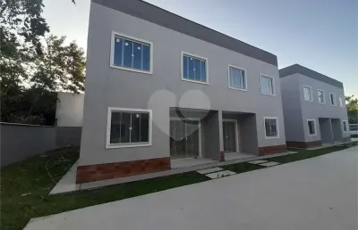 Casa em condomínio fechado com 4 quartos à venda na José Ferreira Vaz, Itaipu, Niterói