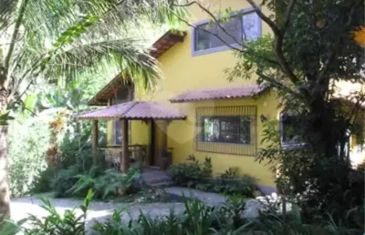 Casa com 5 quartos à venda na Rua das Ametistas, Serra Grande, Niterói