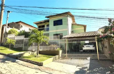 Casa com 5 quartos à venda na Rua Achylles de Albuquerque Oliveira, Camboinhas, Niterói