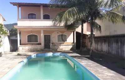 Casa com 5 quartos à venda na Das Acácias, Centro, Maricá