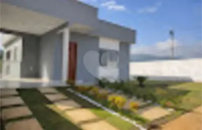 Casa em condomínio fechado com 2 quartos à venda na Rodovia Vereador Oldemar Guedes Figueiredo, Ubatiba, Maricá