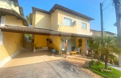 Casa em condomínio fechado com 3 quartos à venda na Hamilton Picanco, Badu, Niterói