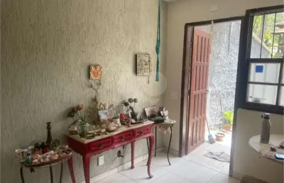 Casa com 2 quartos à venda na Quatorze, Serra Grande, Niterói