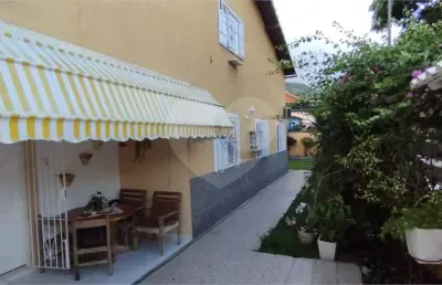 Casa com 3 quartos à venda na Jornalista Jairo Mendes, Piratininga, Niterói