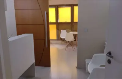 Sala comercial à venda na Rua General Andrade Neves, São Domingos, Niterói
