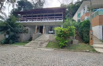 Condomínio com 4 quartos à venda em engenho do mato - rj