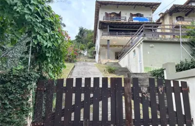 Condomínio com 5 quartos à venda em engenho do mato - rj